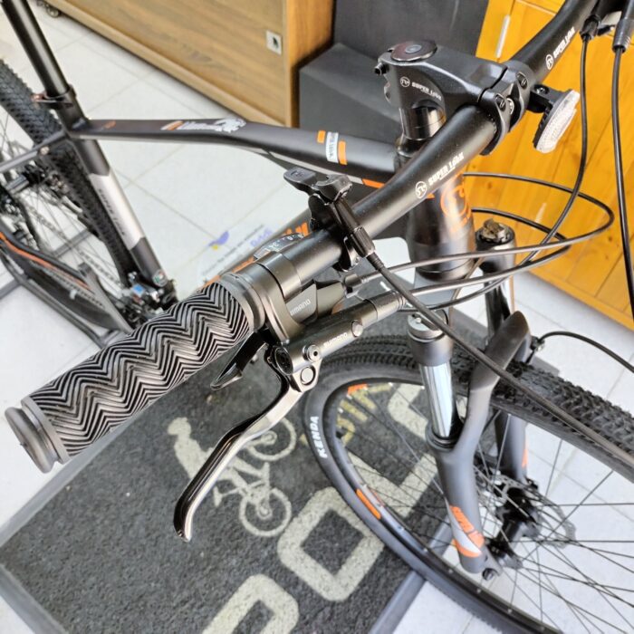 Bicicleta Super Look Lion 29 Negro naranja mate