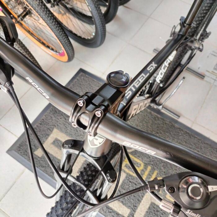 Bicicleta Roca Makalu Steel negro blanco rin 26