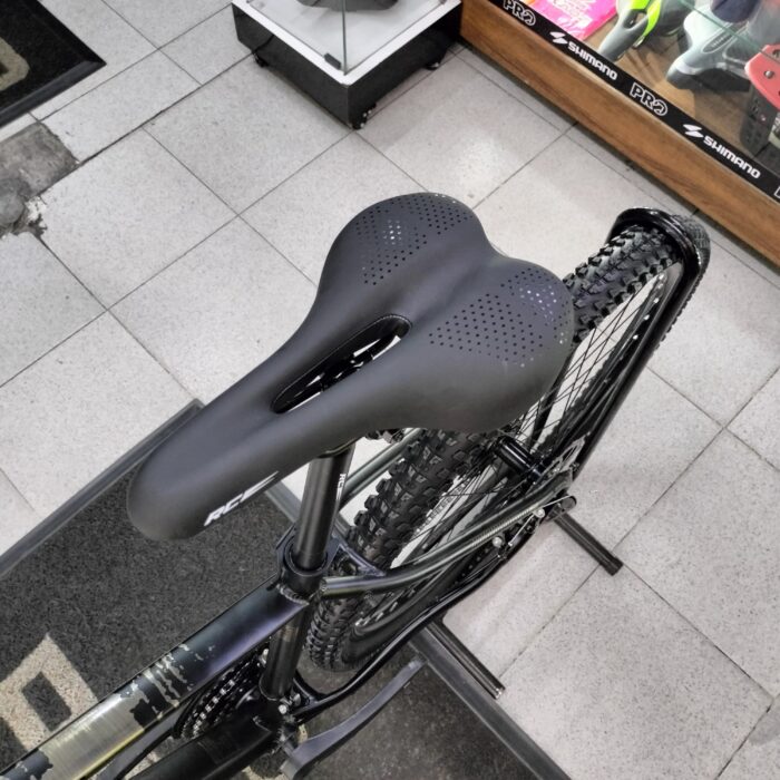 Bicicleta Roca Prado 140 2026 Rin 29 Negro dorado - Imagen 7