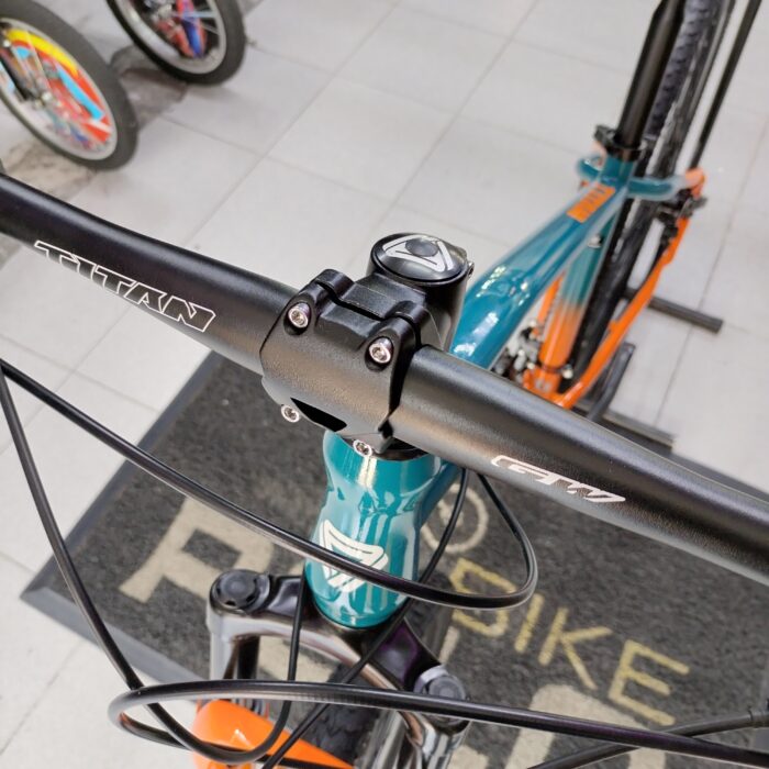 BICICLETA MTB 29P 7VEL TITAN ACERO GW NARANJA-VERDE