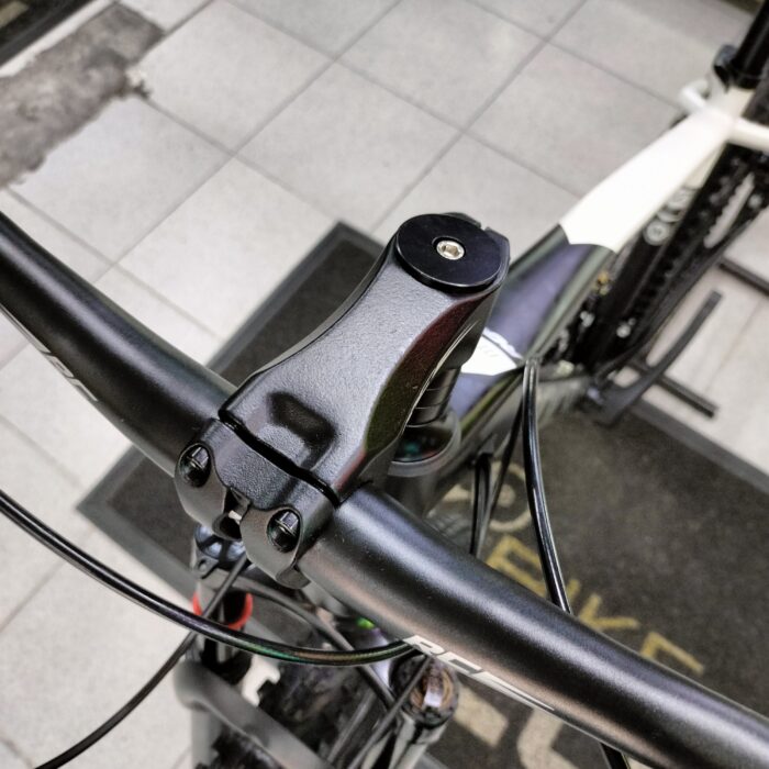 Bicicleta Roca Makalu SX 2026 Rin 29 Negro blanco - Imagen 4