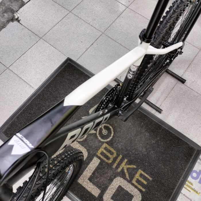 Bicicleta Roca Makalu SX 2026 Rin 29 Negro blanco - Imagen 6
