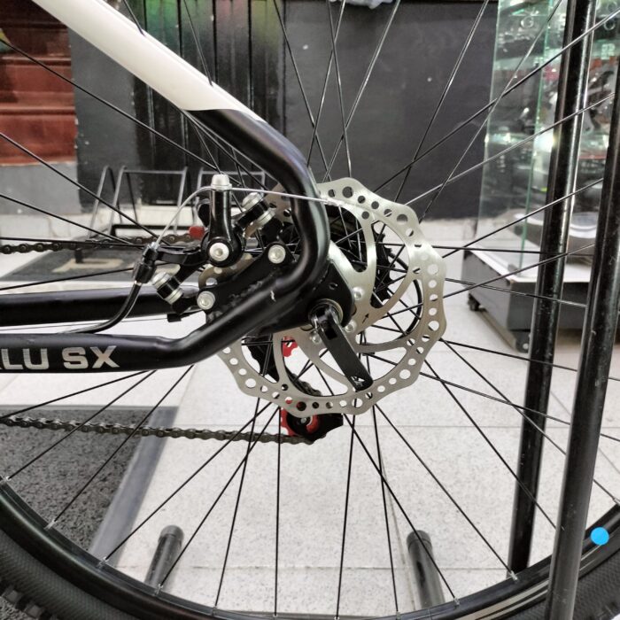 Bicicleta Roca Makalu SX 2026 Rin 29 Negro blanco - Imagen 8