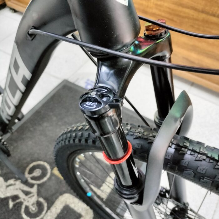 Bicicleta Roca Makalu SX 2026 Rin 29 Negro blanco - Imagen 11