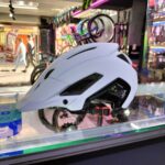 CASCO MTB MAINFRAME BLANCO - Imagen 3
