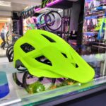 CASCO MTB MAINFRAME CE AMARILLO NEON - Imagen 2