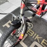 BICICLETA INFANTIL NIÑO 16P LIGHTNING GW GRIS PERLA BR-ROJO - Imagen 4