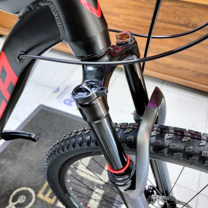 Bicicleta Roca Prado 140 2026 Rin 29 Negro rojo - Imagen 11
