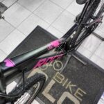 Bicicleta Roca Prado 140 2026 Rin 29 Negro fucsia - Imagen 6