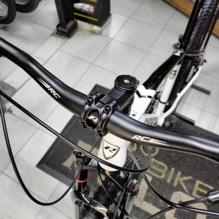 Bicicleta Roca Makalu SX 2026 Rin 29 Blanco negro - Imagen 4