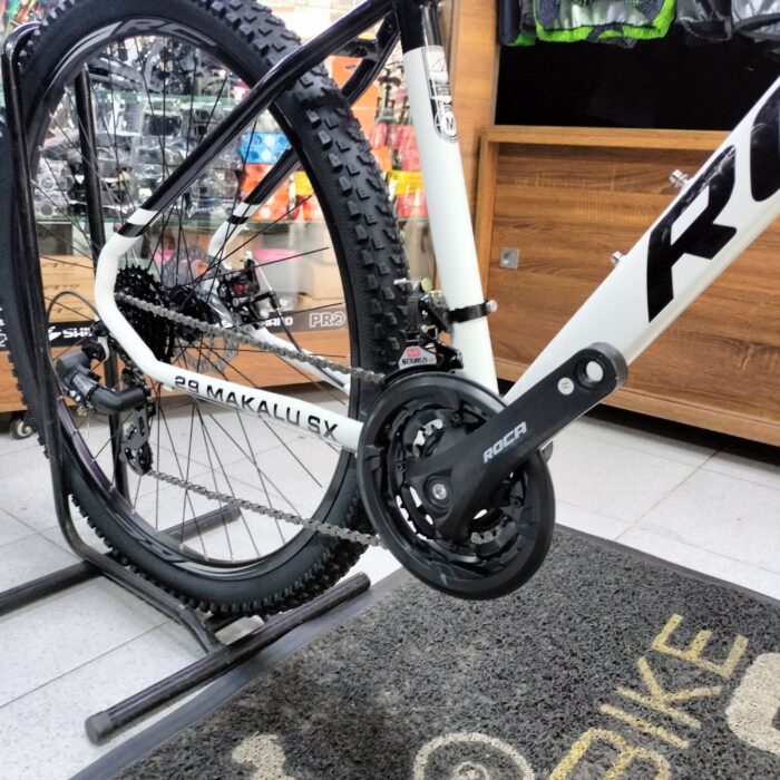 Bicicleta Roca Makalu SX 2026 Rin 29 Blanco negro - Imagen 10